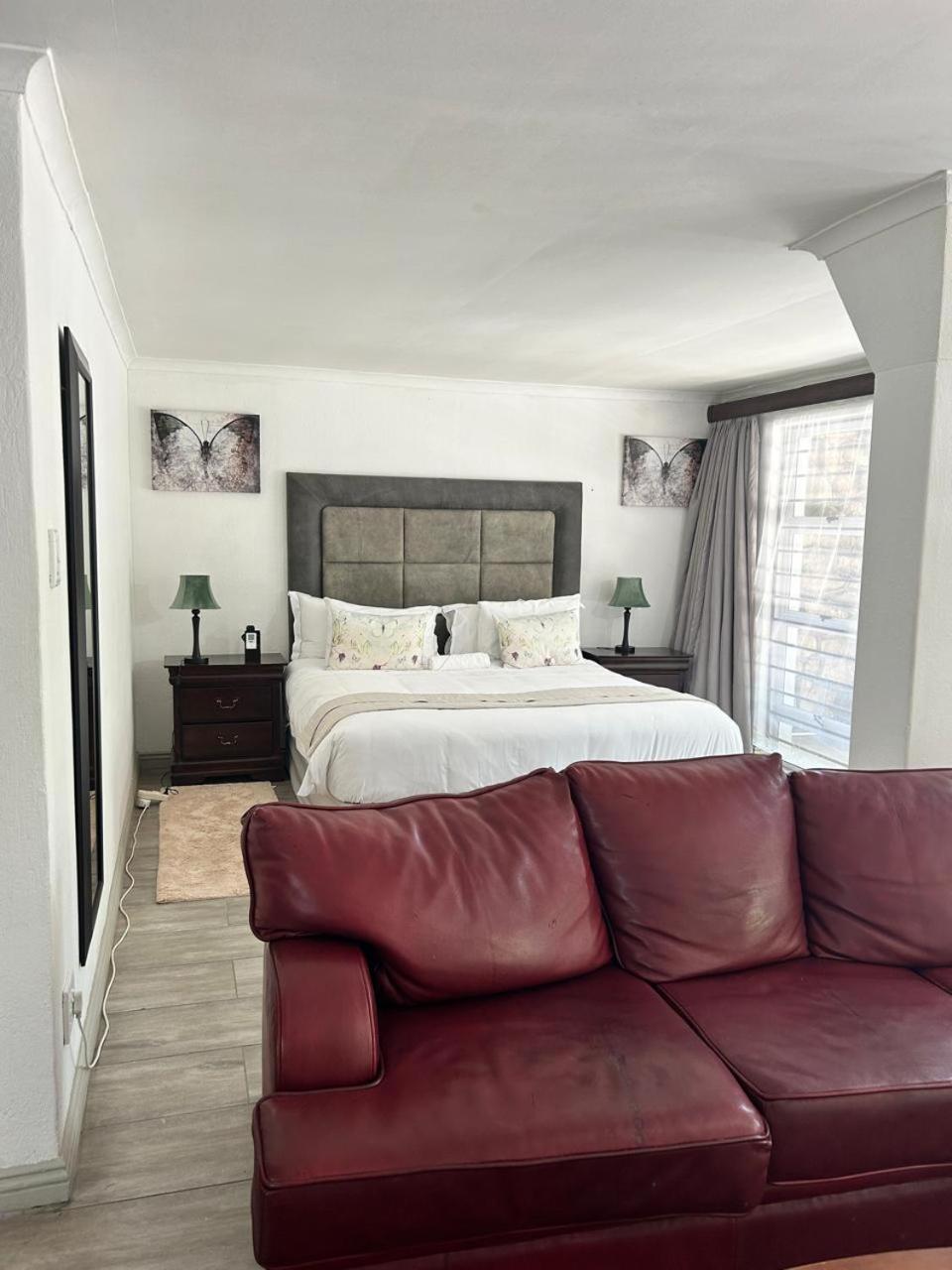 Calla Lily Guesthouse Mbombela Buitenkant foto
