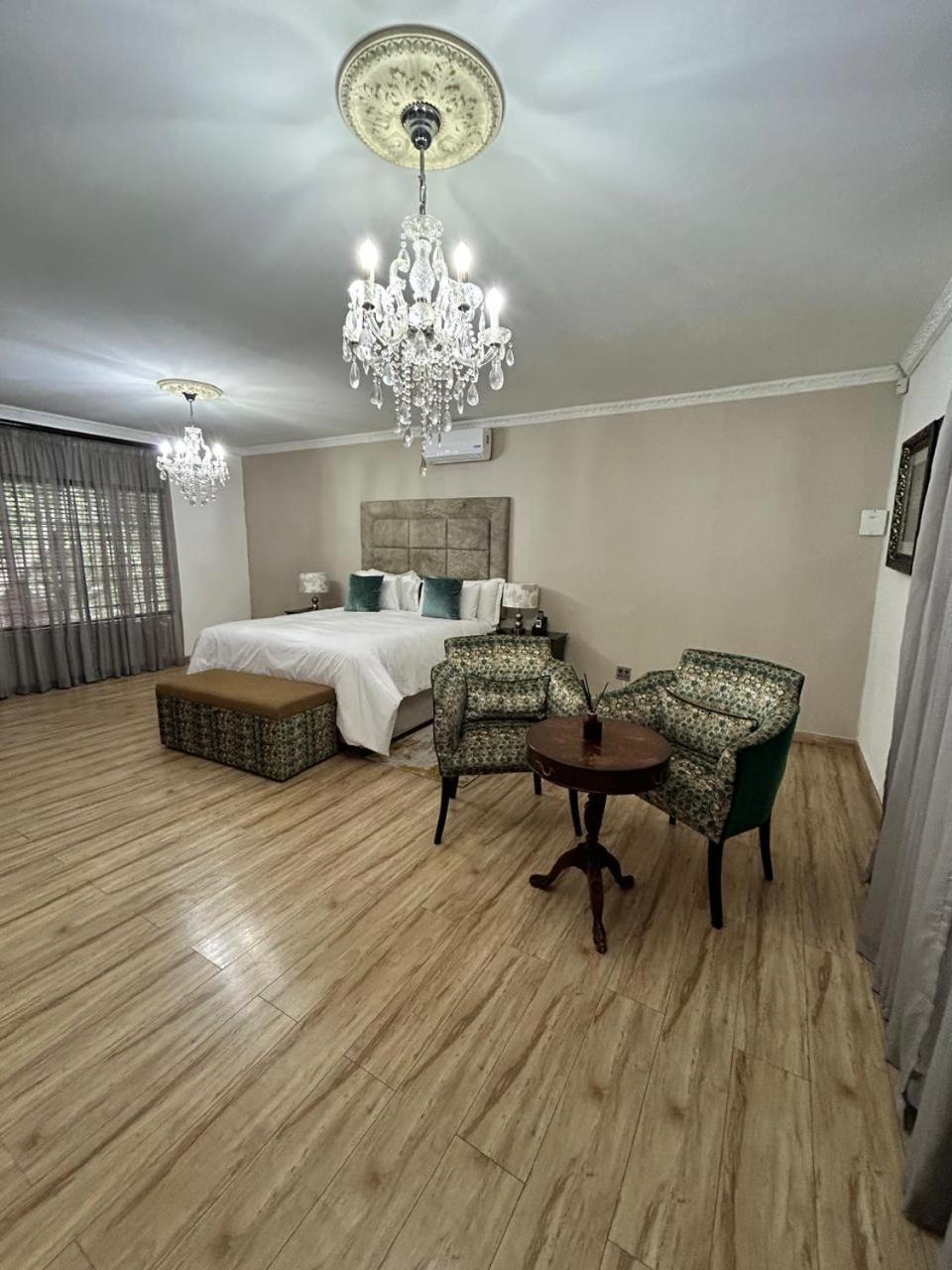 Calla Lily Guesthouse Mbombela Buitenkant foto