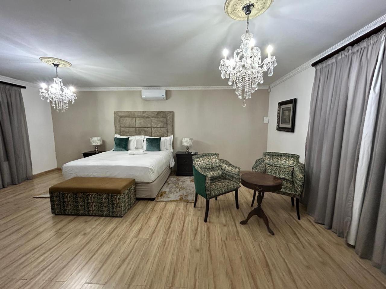 Calla Lily Guesthouse Mbombela Buitenkant foto